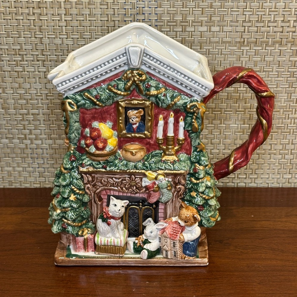 🎄VTG 1995 Fitz & Floyd Holiday Hearth/ Father Christmas Ceramic Pitcher